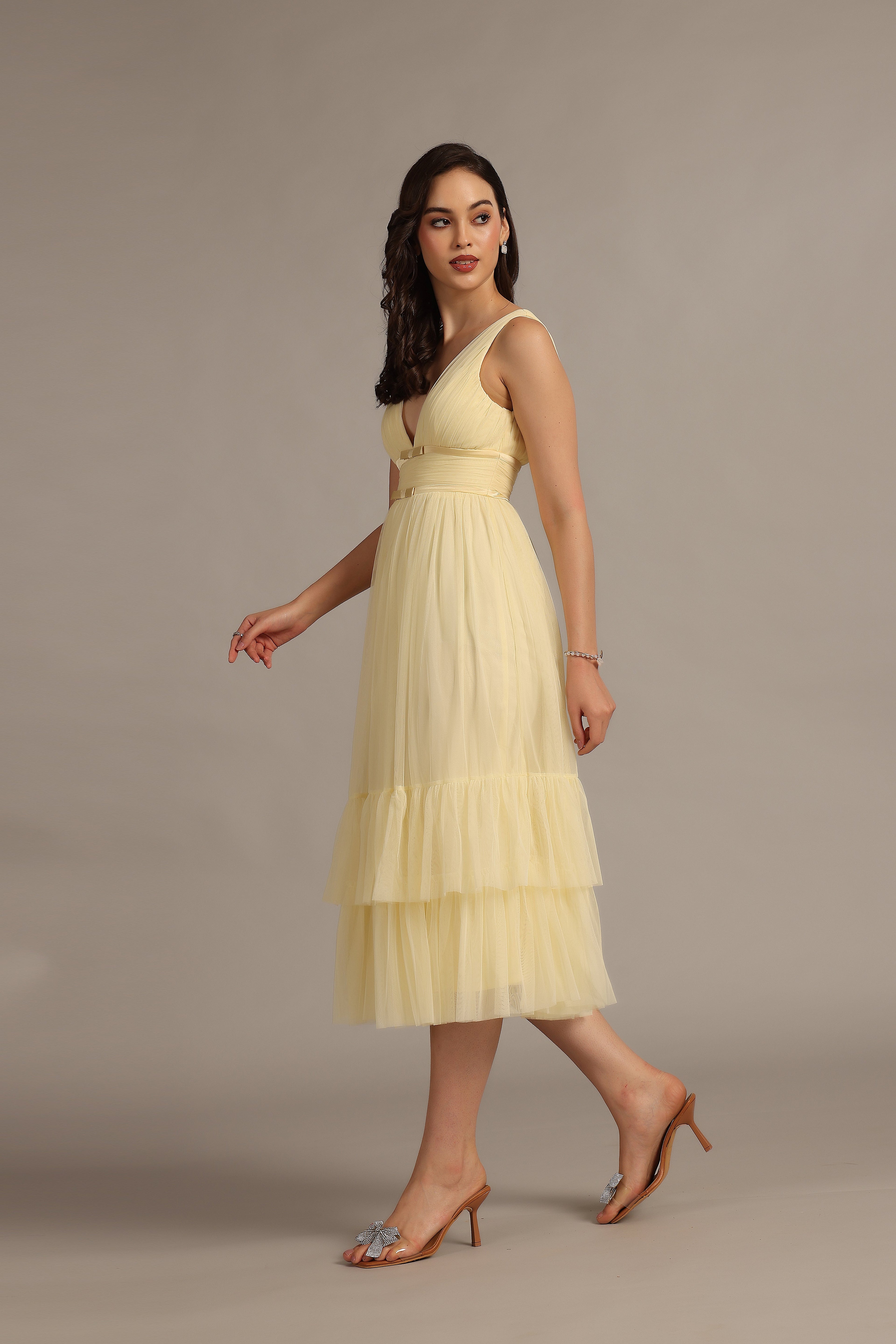 Nymeria Midi Dress in Buttercup
