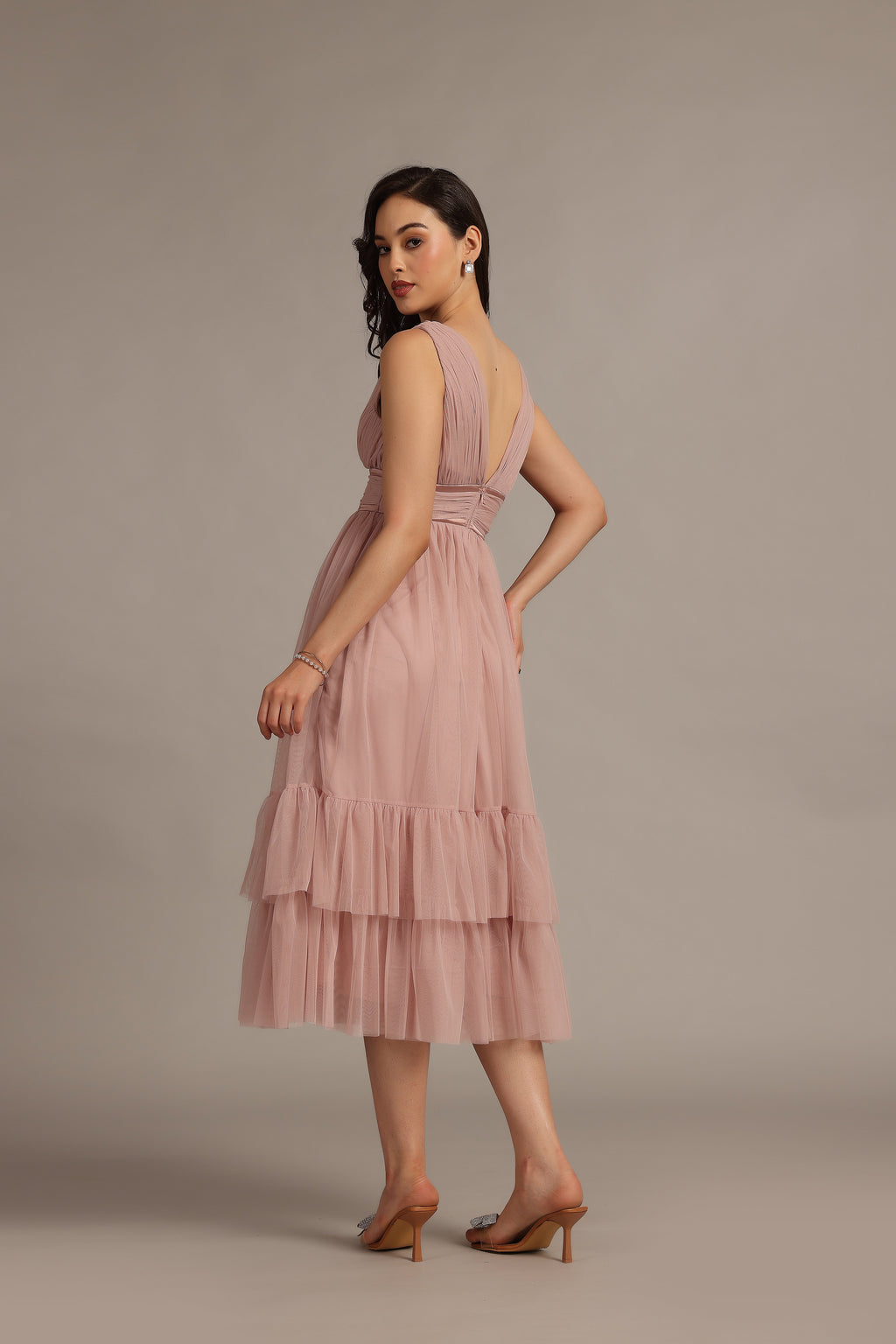 Nymeria Midi Dress in Soft Pink