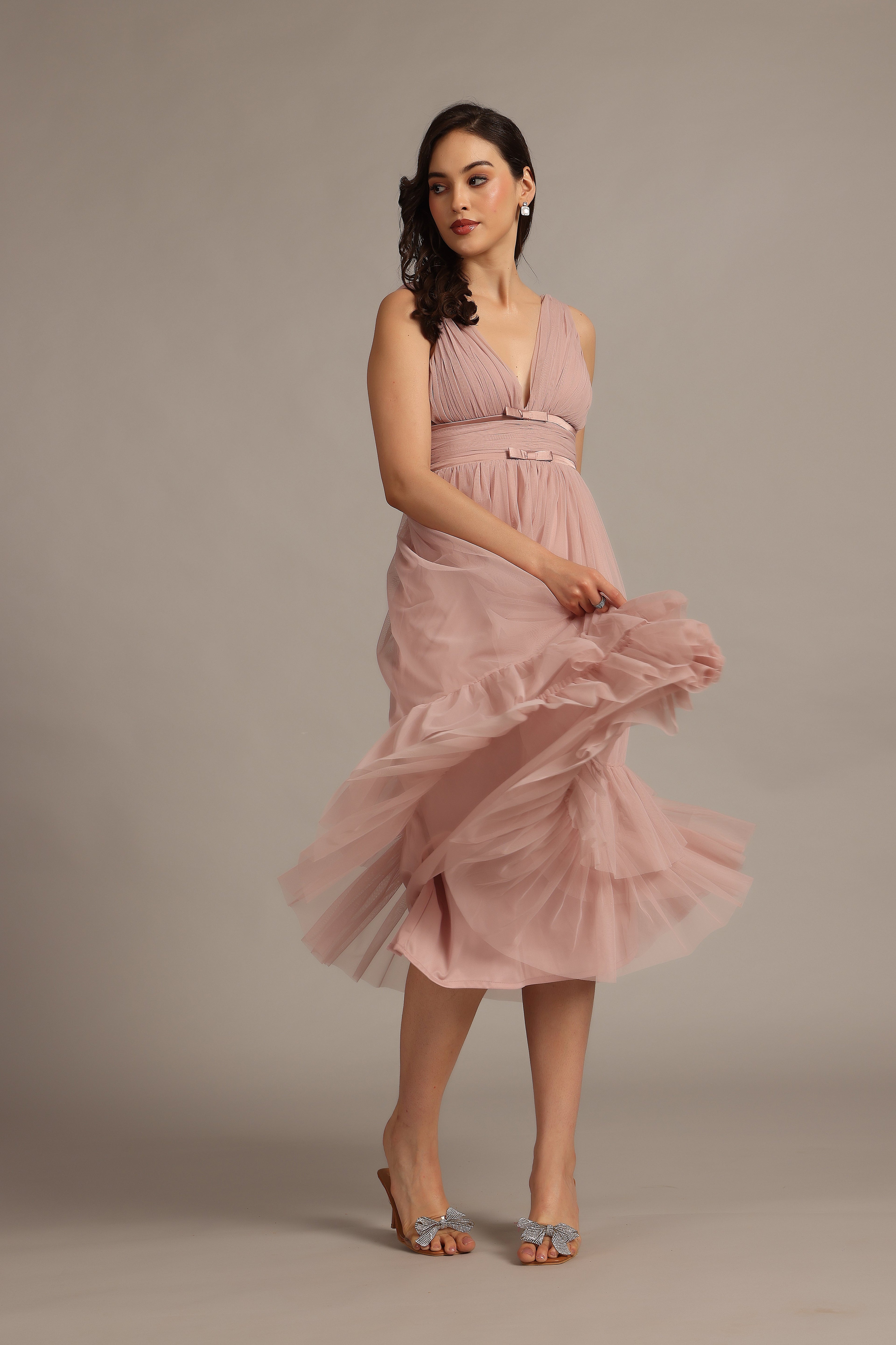 Nymeria Midi Dress in Soft Pink